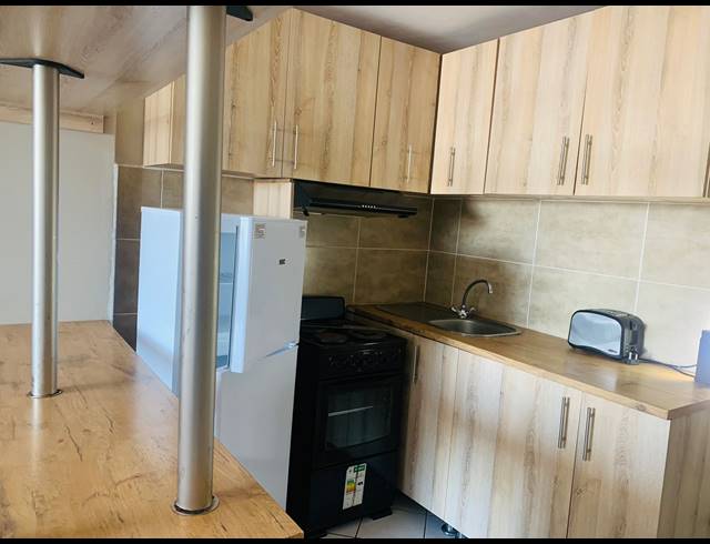 BEDROOM APARTMENT TO LET IN SOUTH BEACH